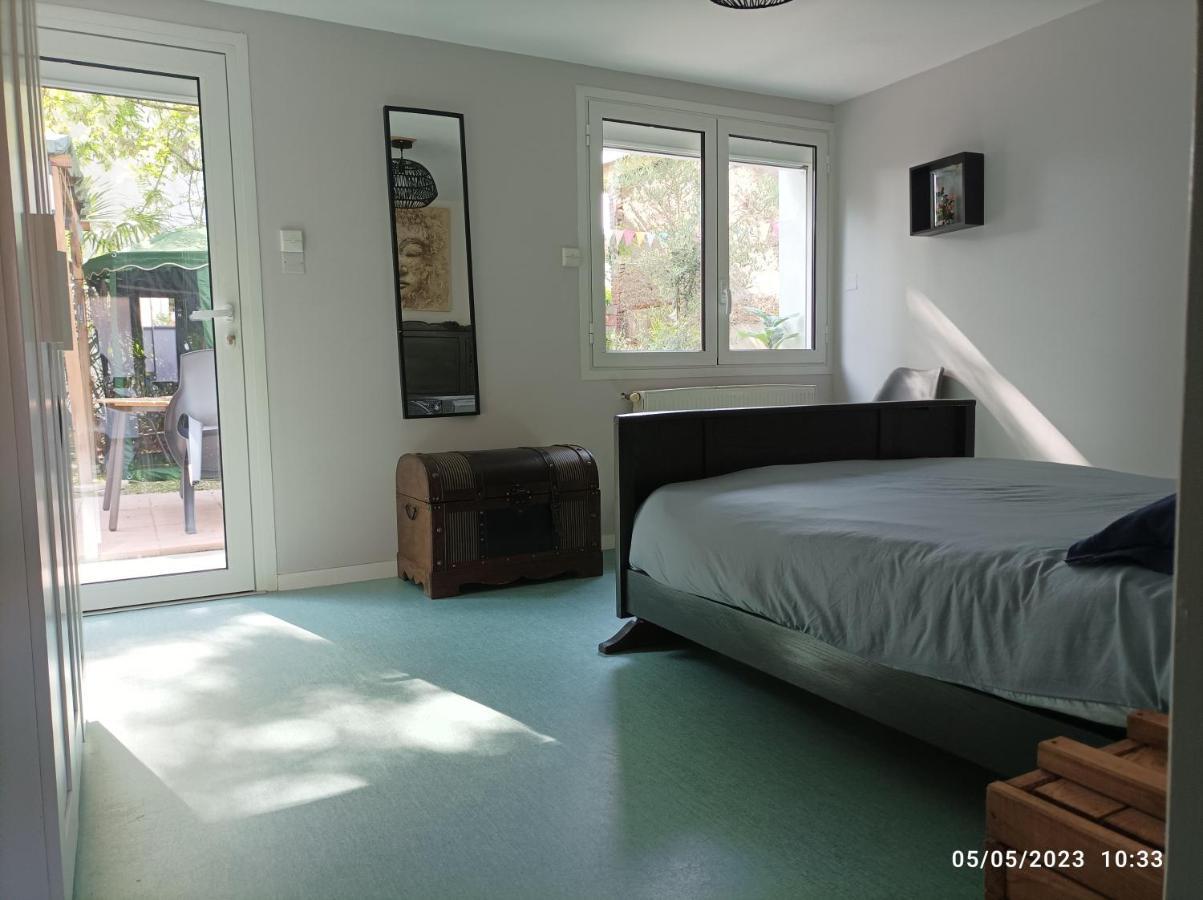 La Cahute, Appartement T2 Avec Jardin Ou Appartement Familial T6 Montauban Esterno foto